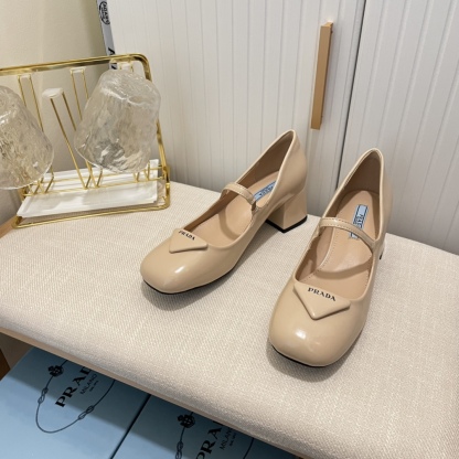 P style Women Square Low Heel Pump-Luxeon