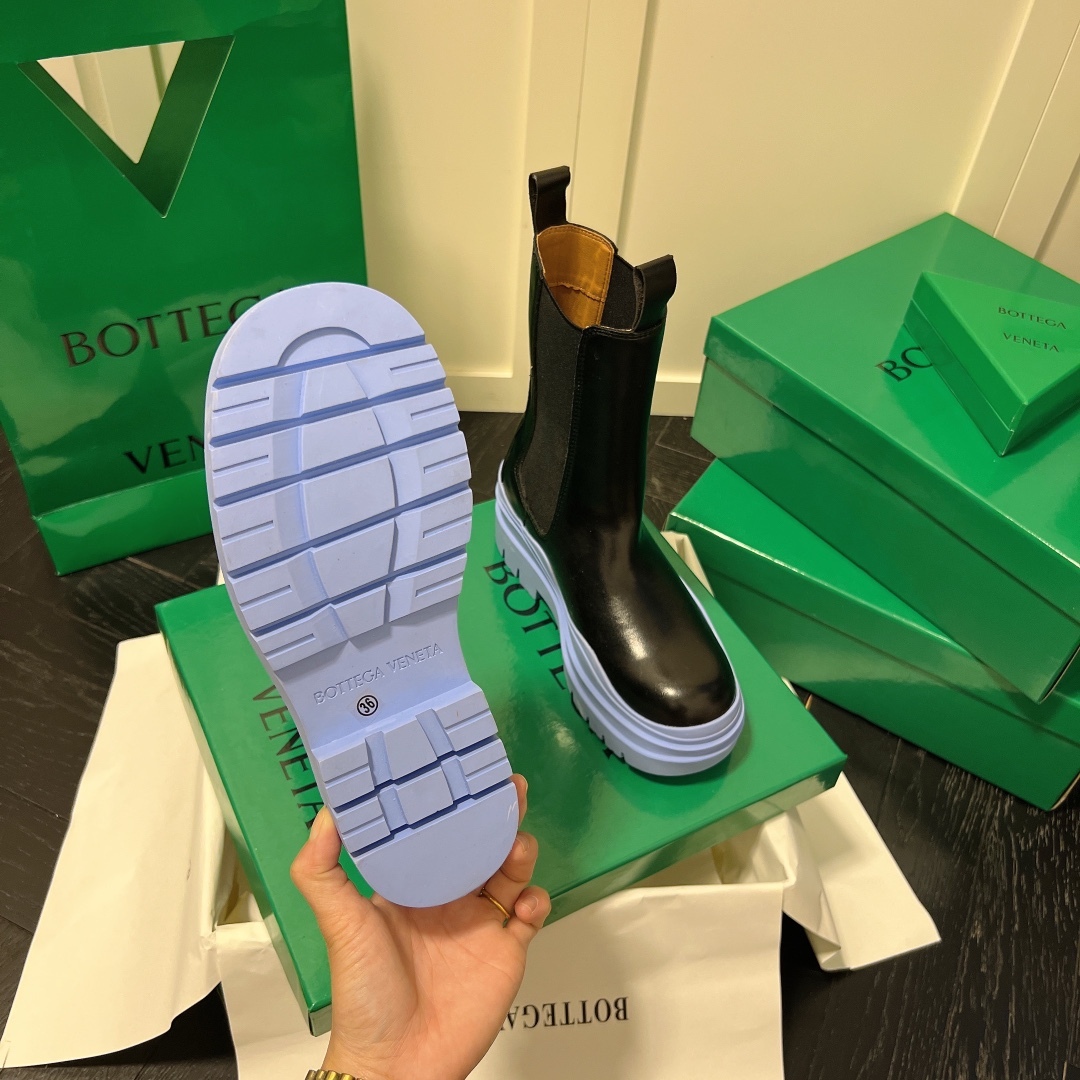 Bottega Venet mid-calf heeled boots-Luxeon