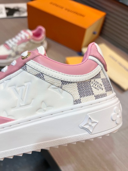 L style trendy women sneakers casual shoes-Luxeon