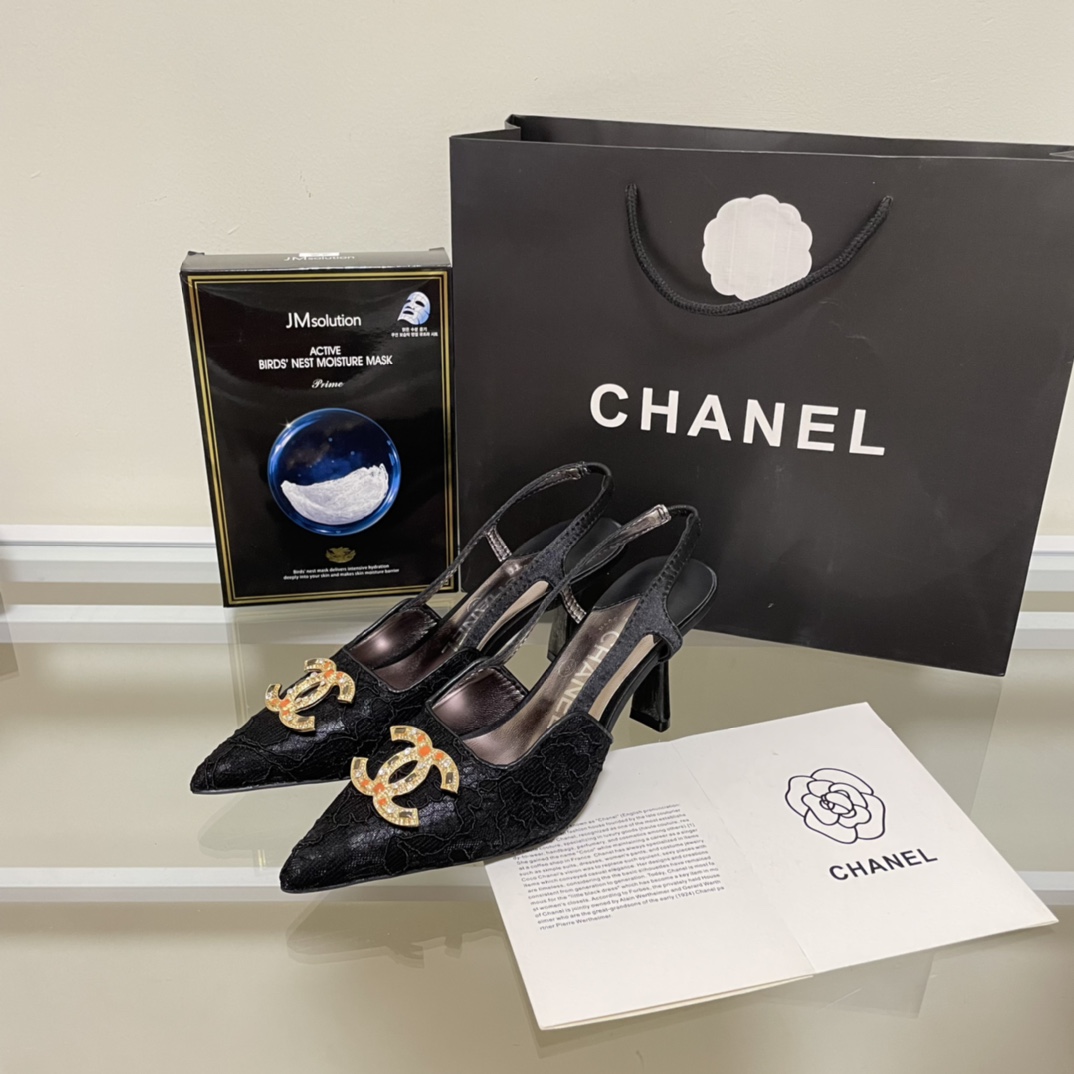 C style Vintage double-C sandals-Luxeon