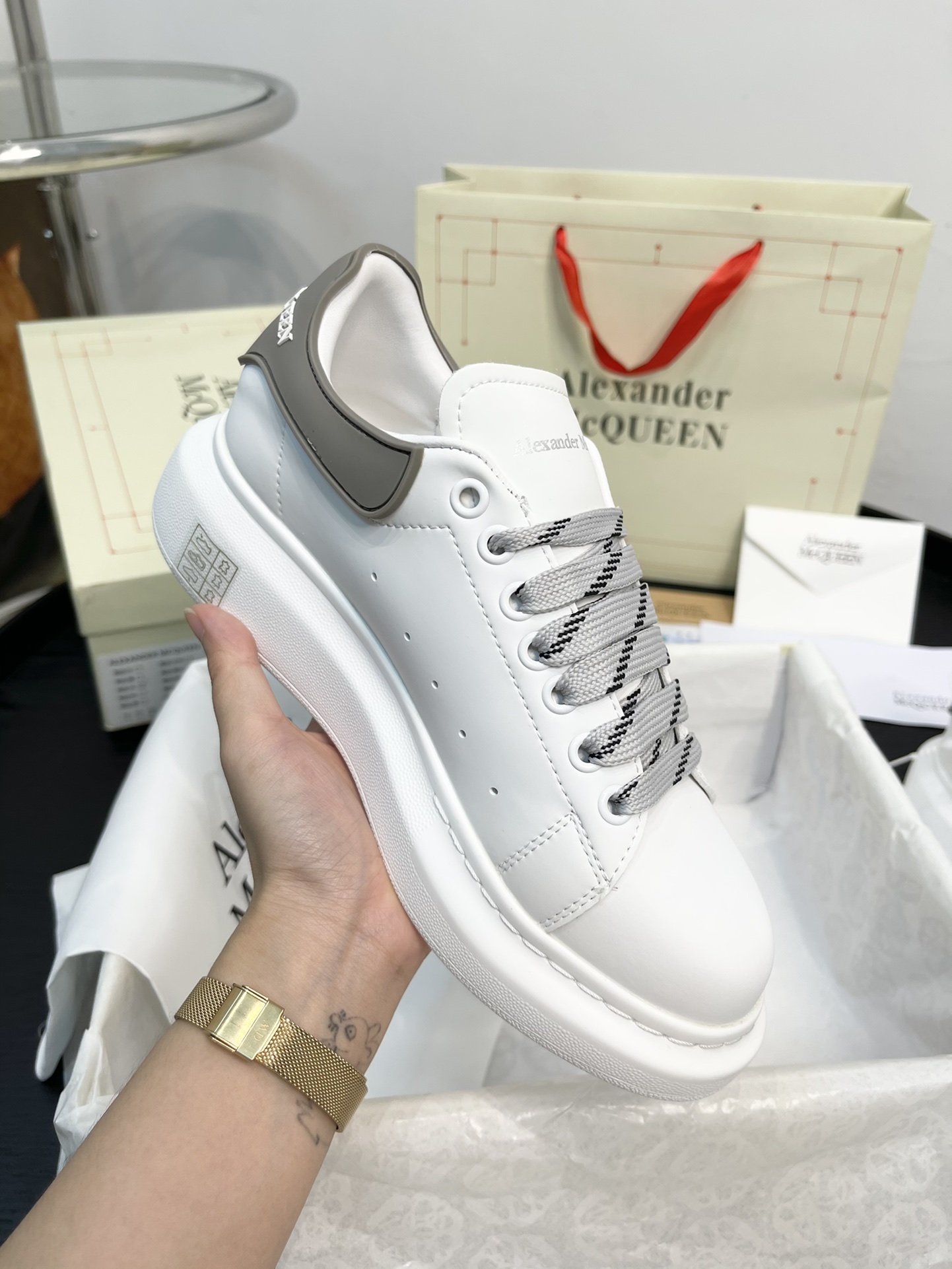 Alexander Mc QUEEN  women sneakers casual shoes-Luxeon