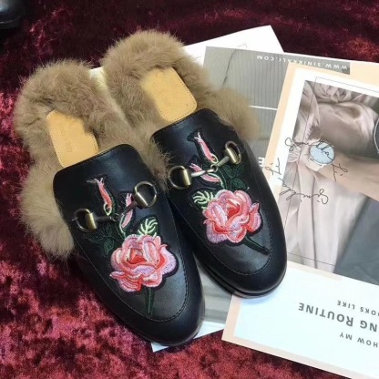 G style Winter Women Fluffy Fur Slippers-Luxeon