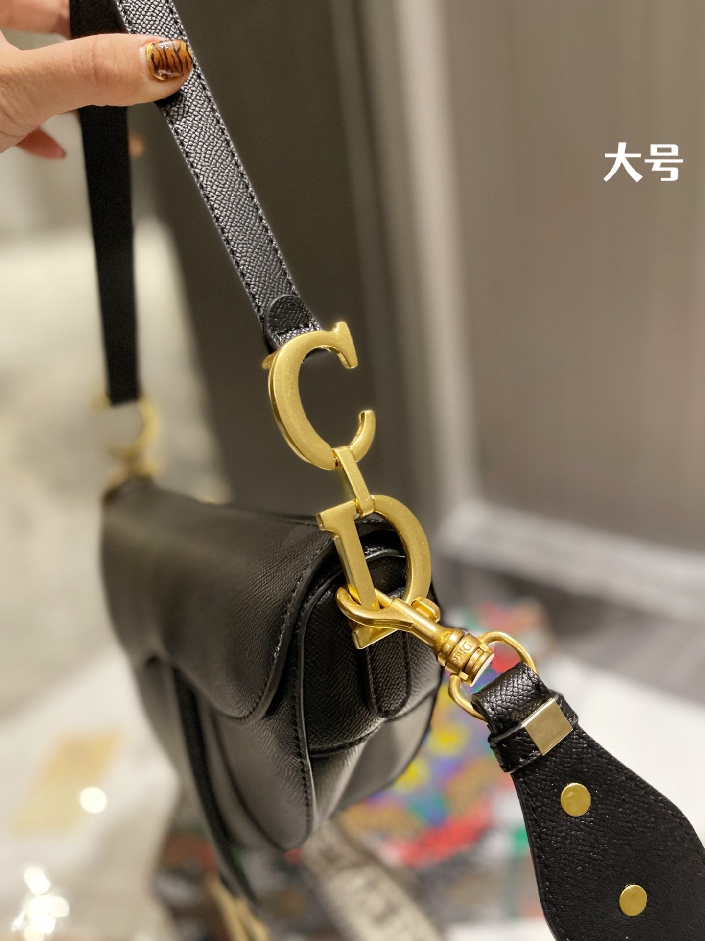 D style saddle handbags-Luxeon