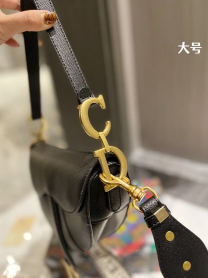 D style saddle handbags-Luxeon