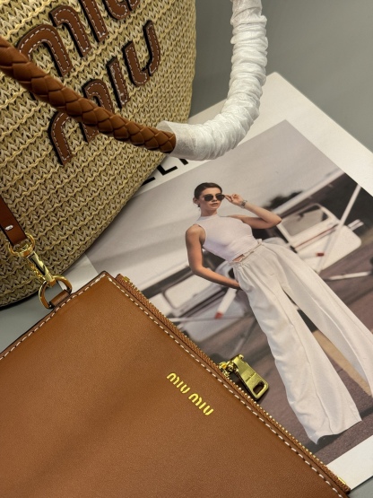 straw bag 24*14*25cm