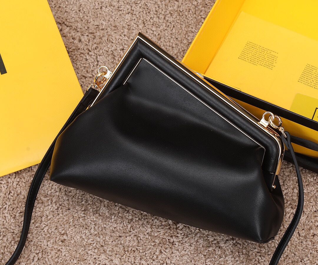 F style Cloud Crossbody Bag-Luxeon