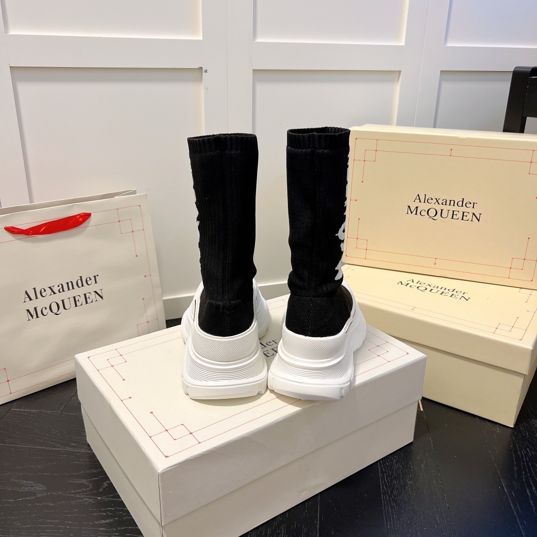Alexander McQueen women sneakers sock boots-Luxeon