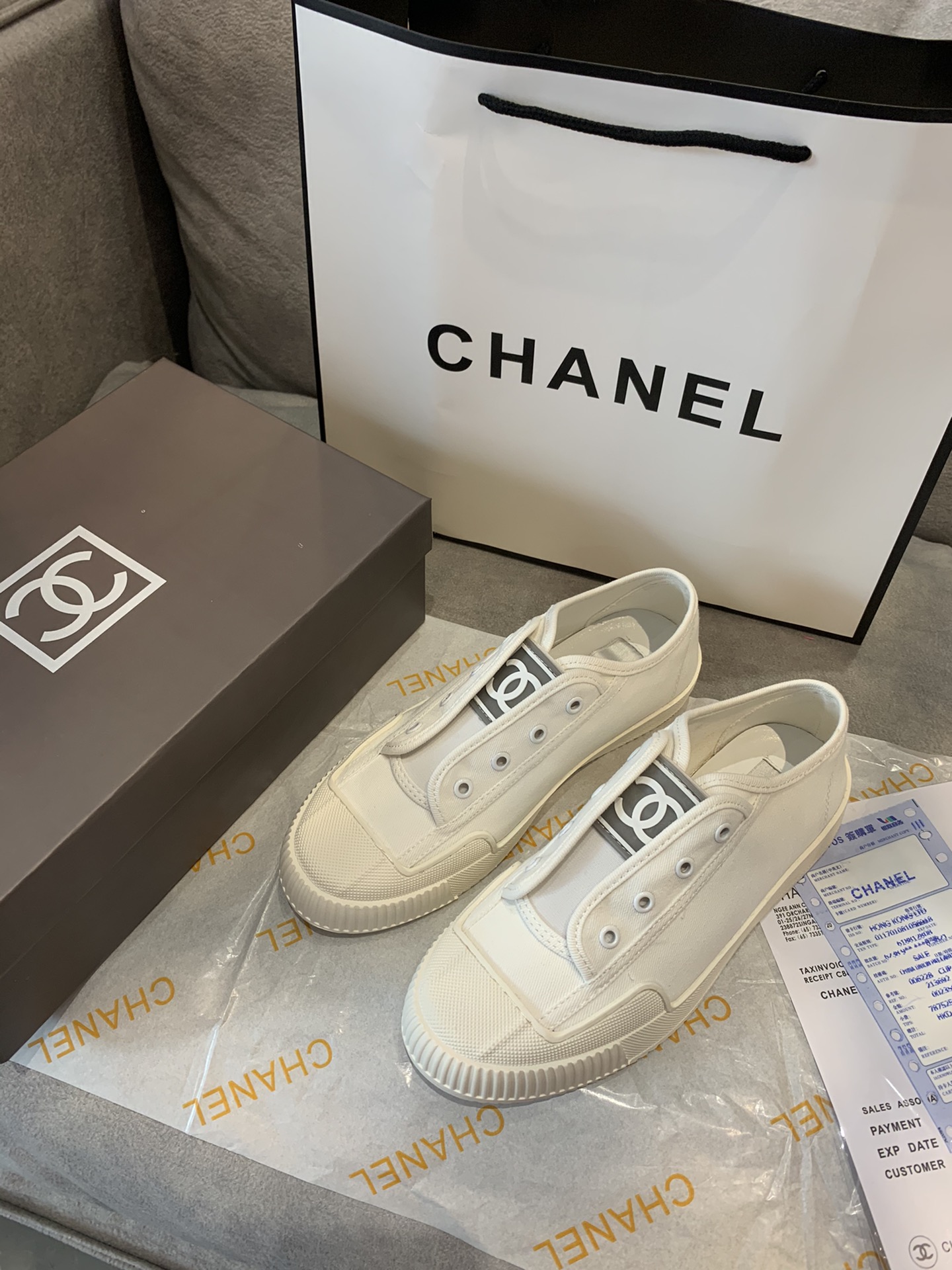 C style classic canvas casual shoes-Luxeon