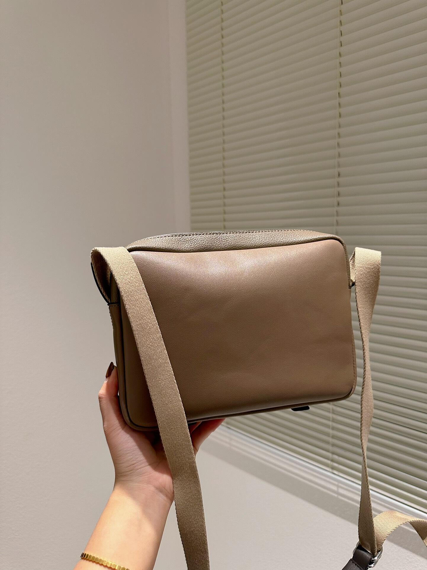 L style postman handbags-Luxeon