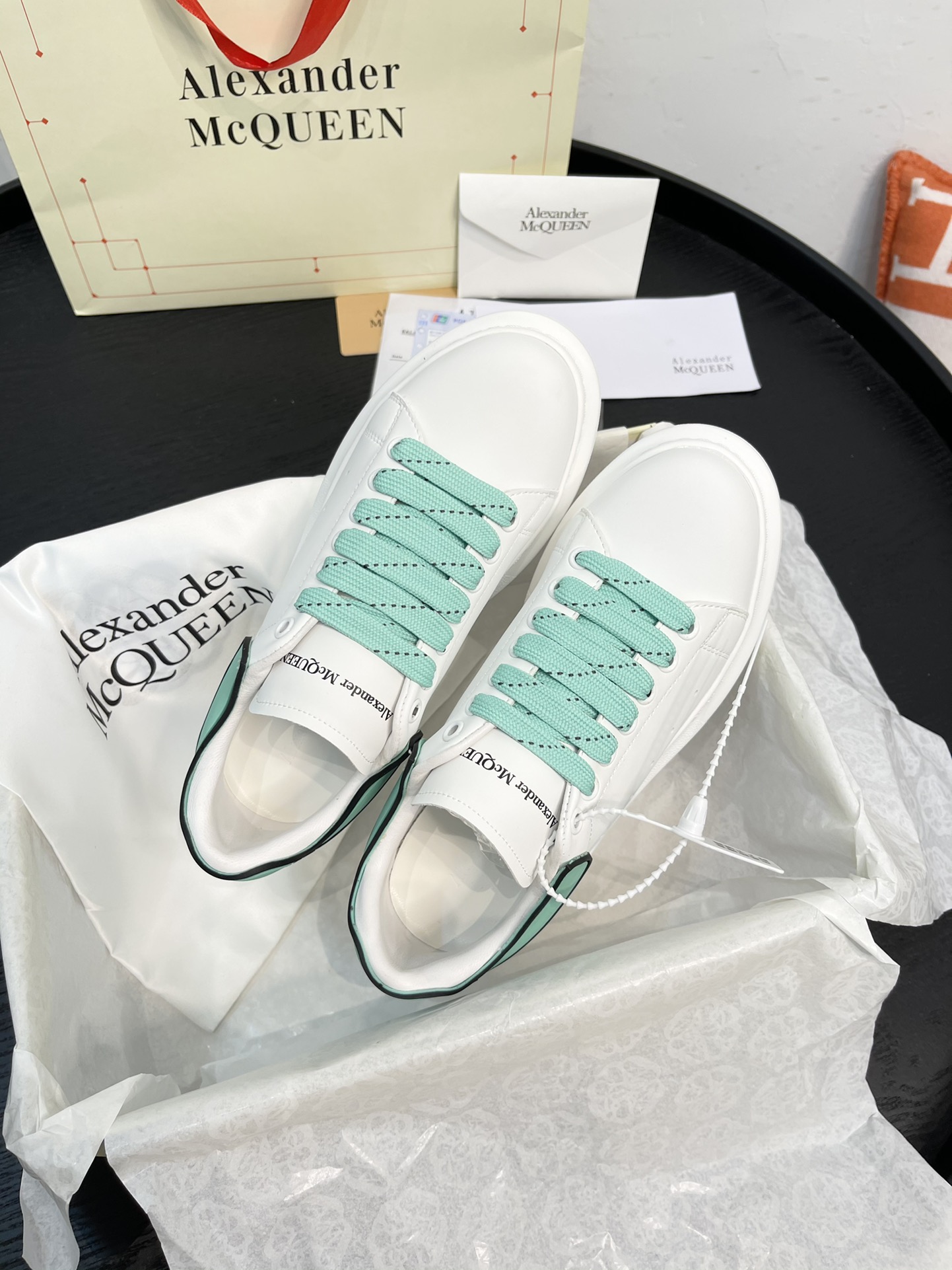 Alexander Mc QUEEN  women sneakers casual shoes-Luxeon