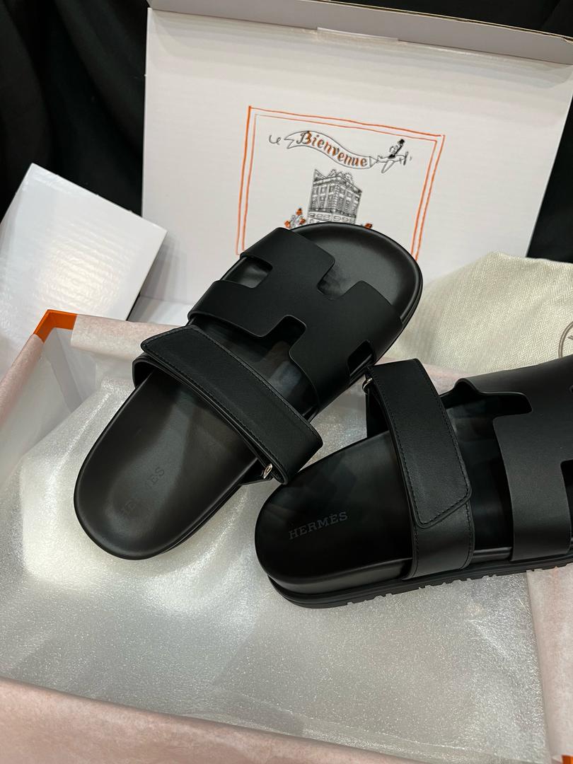 H Style Slippers