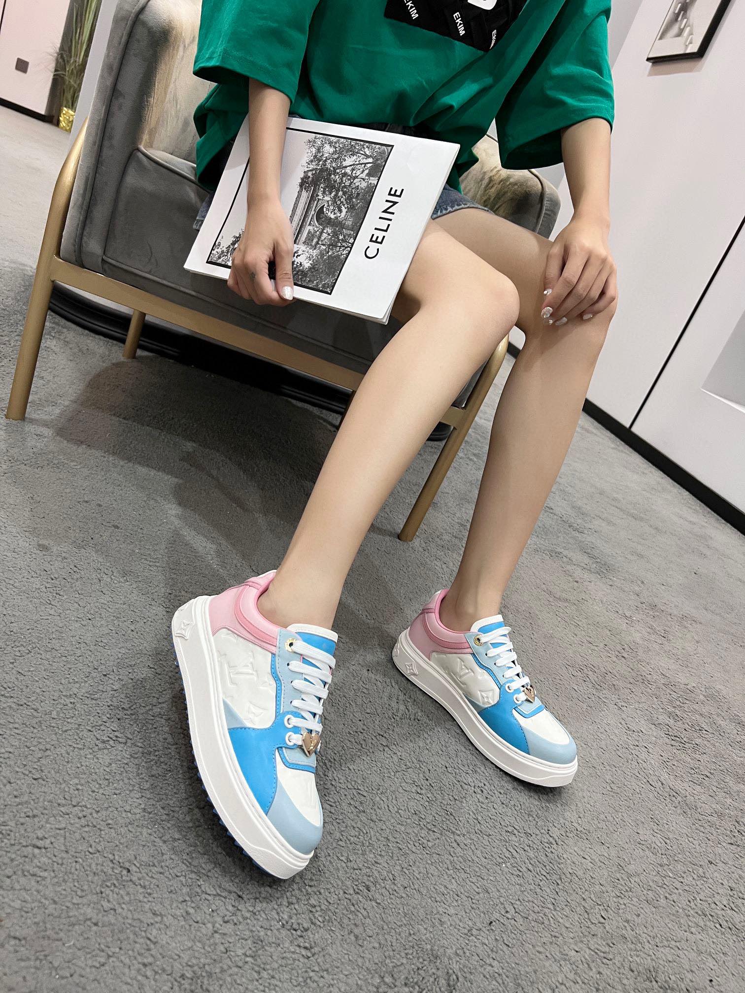 L style trendy women sneakers casual shoes-Luxeon