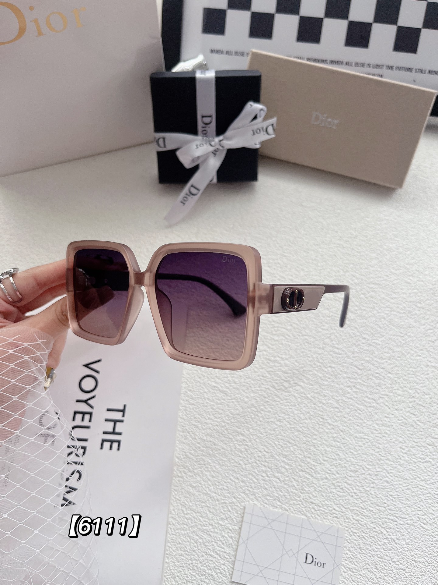 D style fashion sunglasses-Luxeon