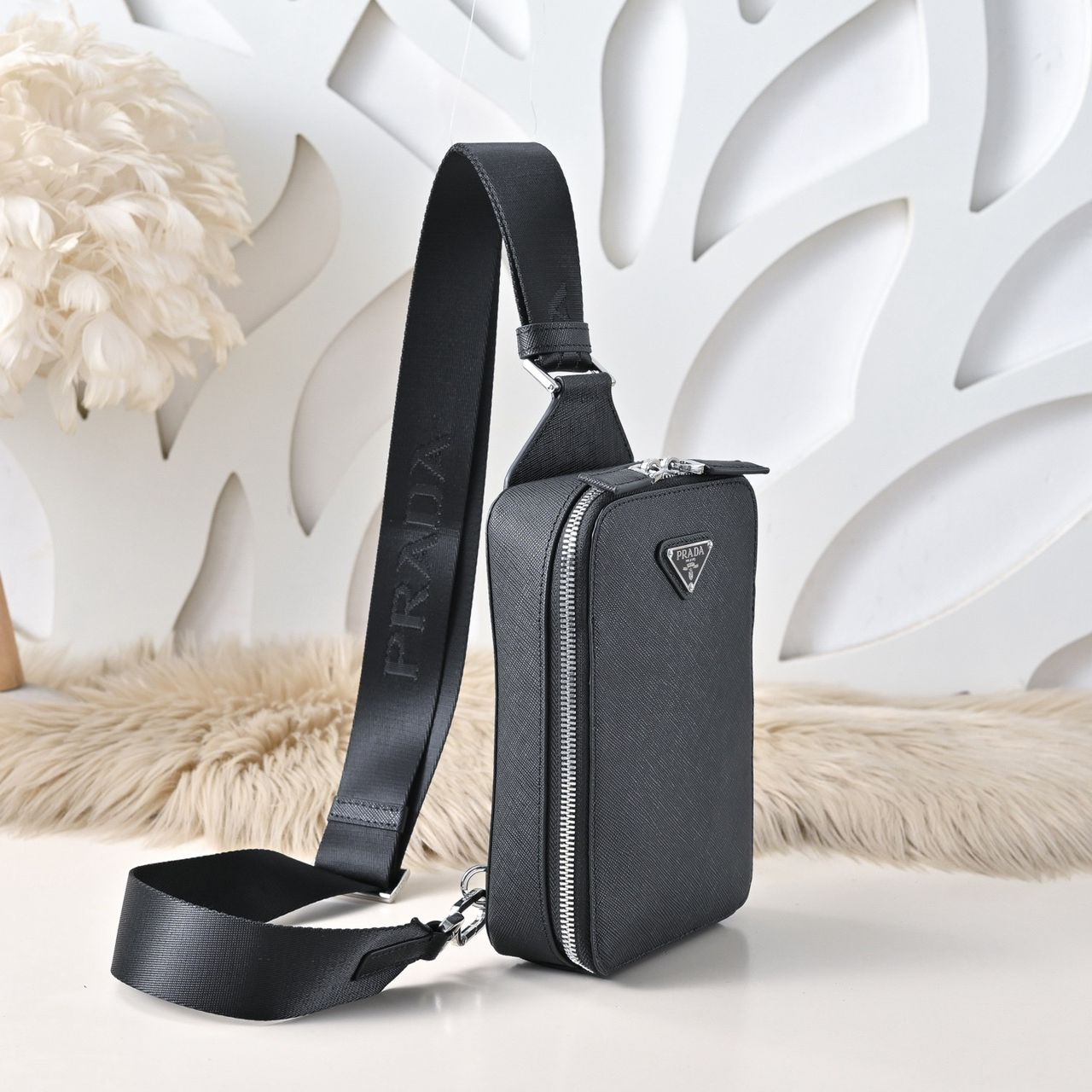 crossbody bag 20*16*6cm