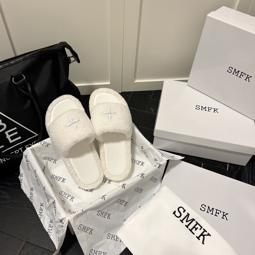 SMFK new wool fuzz slippers-Luxeon