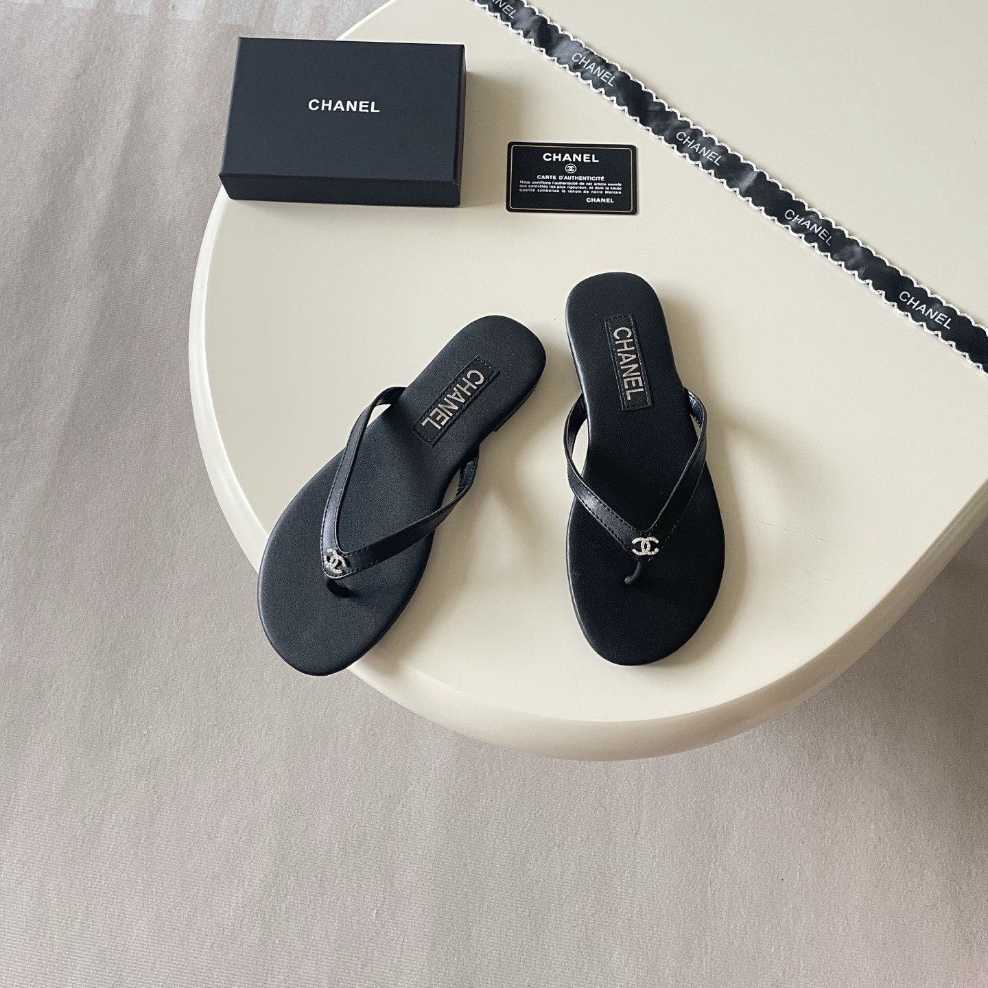 Flip-flops 35-42