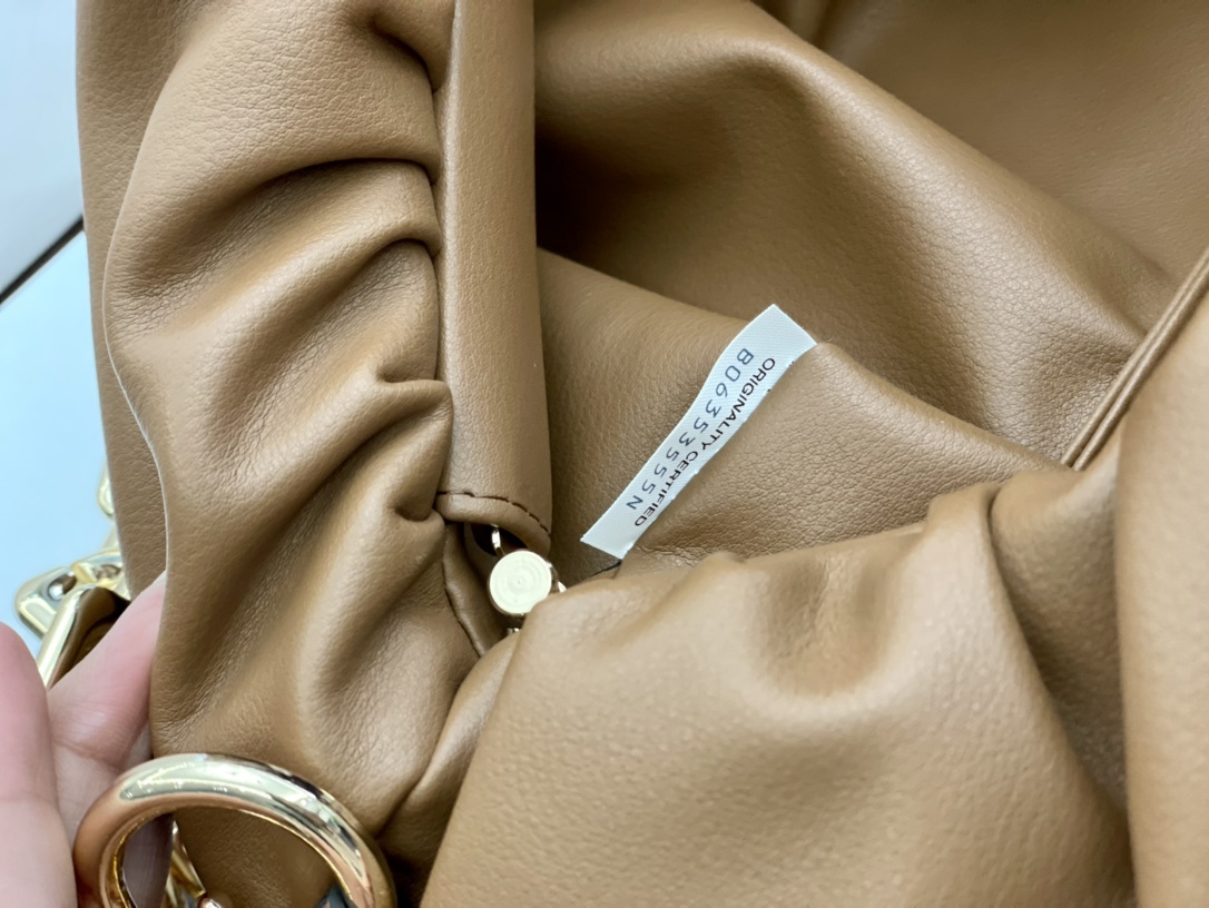 BV Bottega Veneta Underarm Bags Handbags-Luxeon