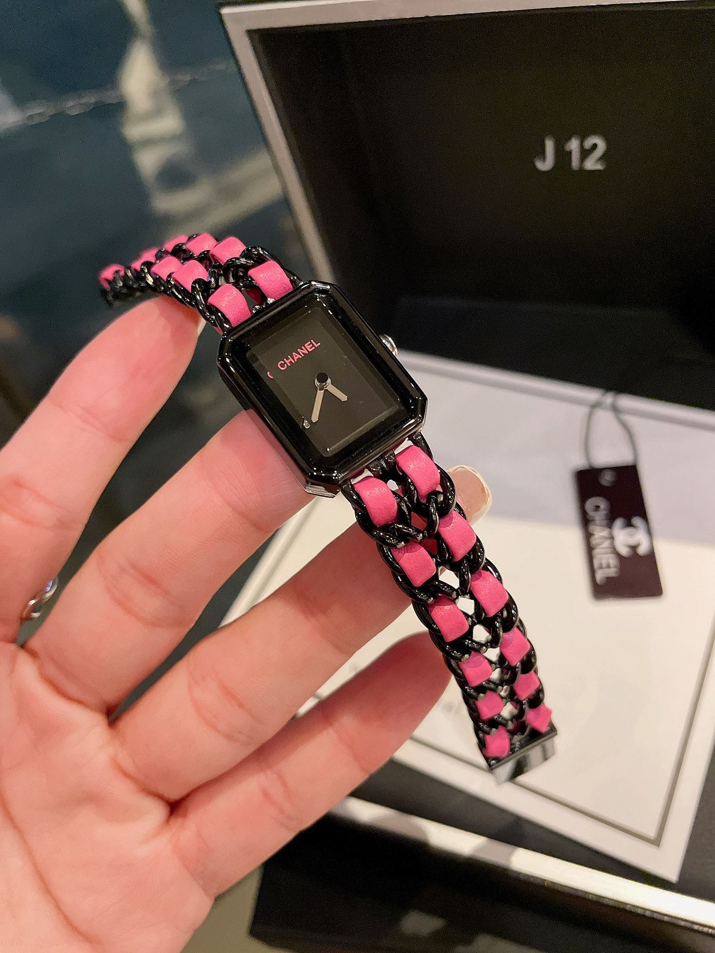 C style PREMIERE ELECTRO Women Wristwatch Leather Bracelet Band-Luxeon