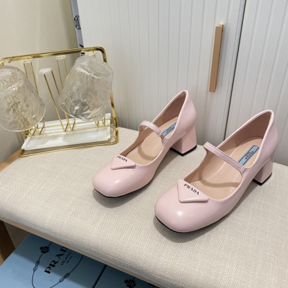P style Women Square Low Heel Pump-Luxeon