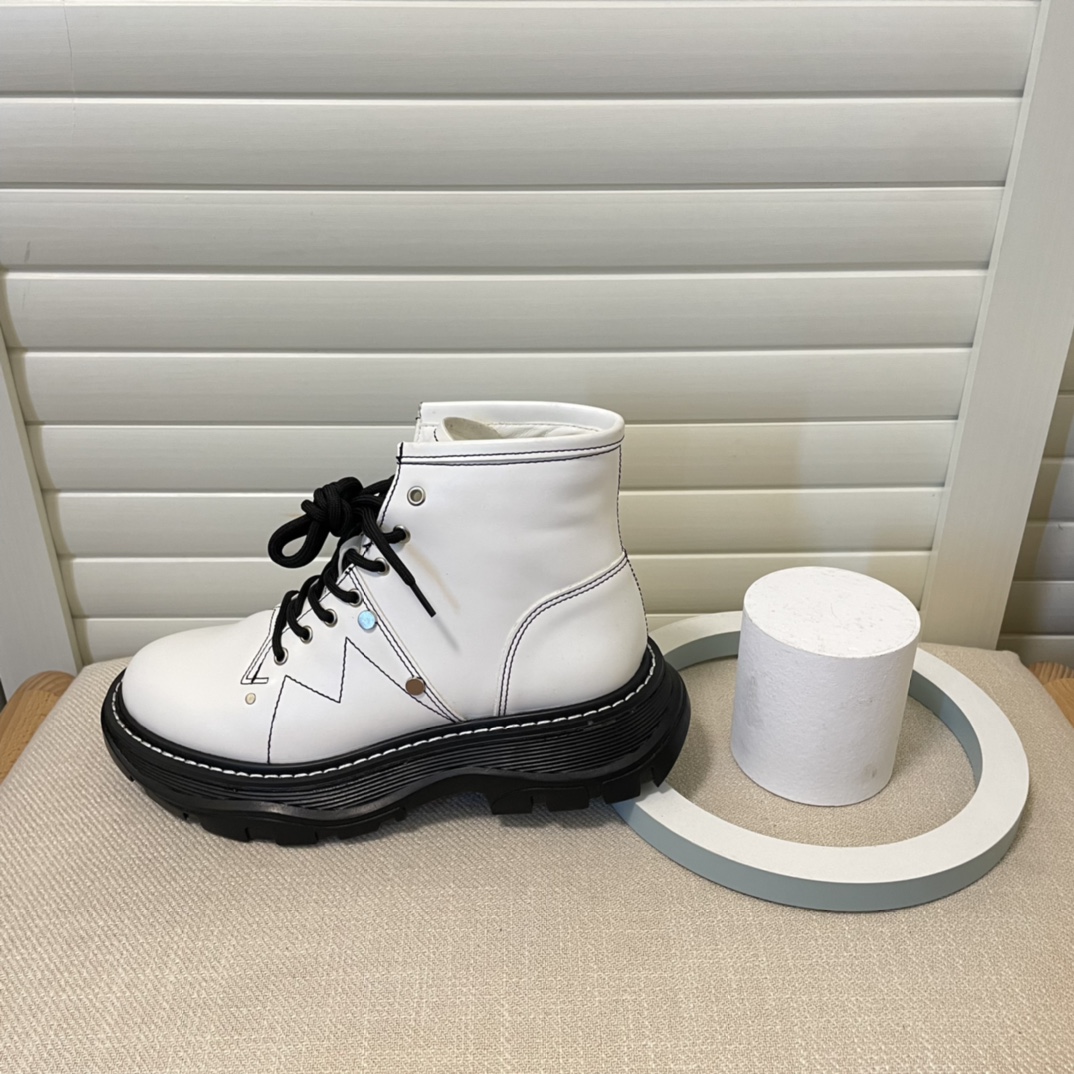 Alexander McQueen British style women rider short boots-Luxeon