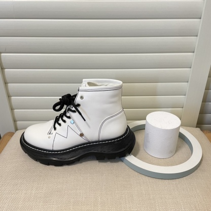 Alexander McQueen British style women rider short boots-Luxeon