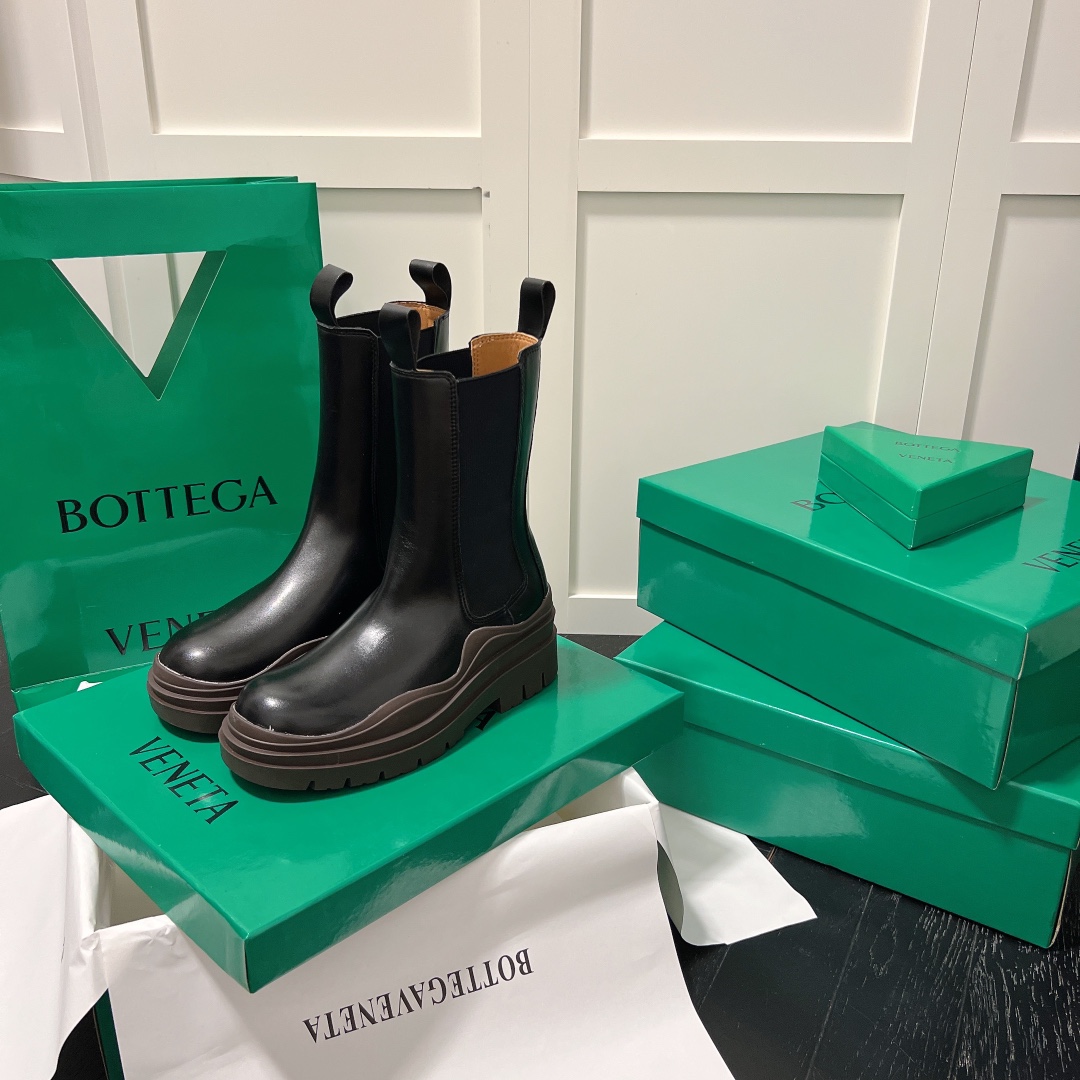 Bottega Venet mid-calf heeled boots-Luxeon