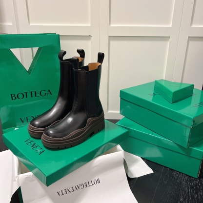 Bottega Venet mid-calf heeled boots-Luxeon