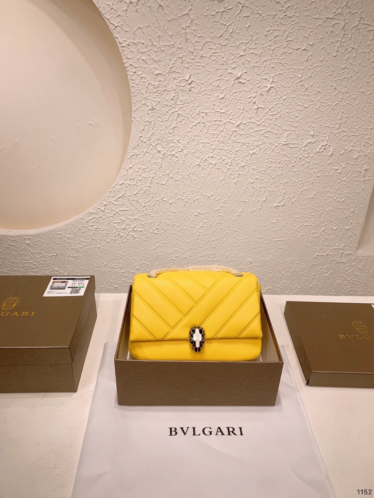 BVLGARI Shoulder Bags Classic-Luxeon