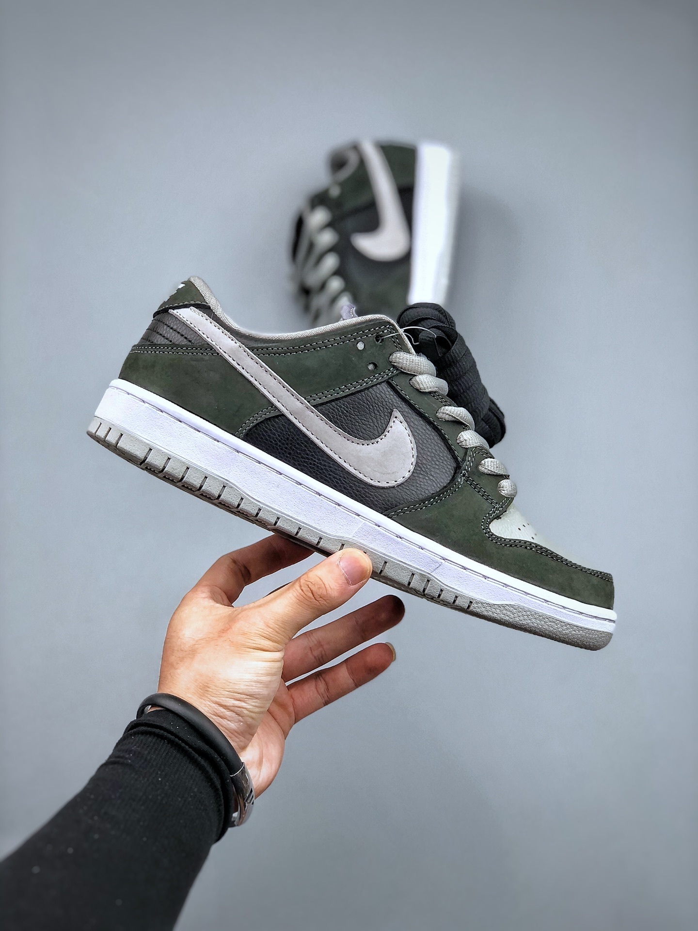 . SB Dunk Low "UNLV" sneakers-Luxeon