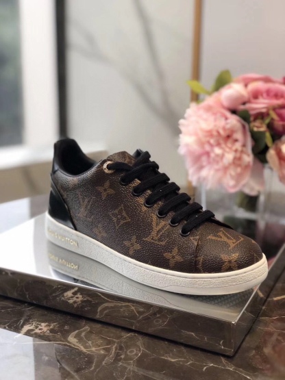 Casual shoes 35-42