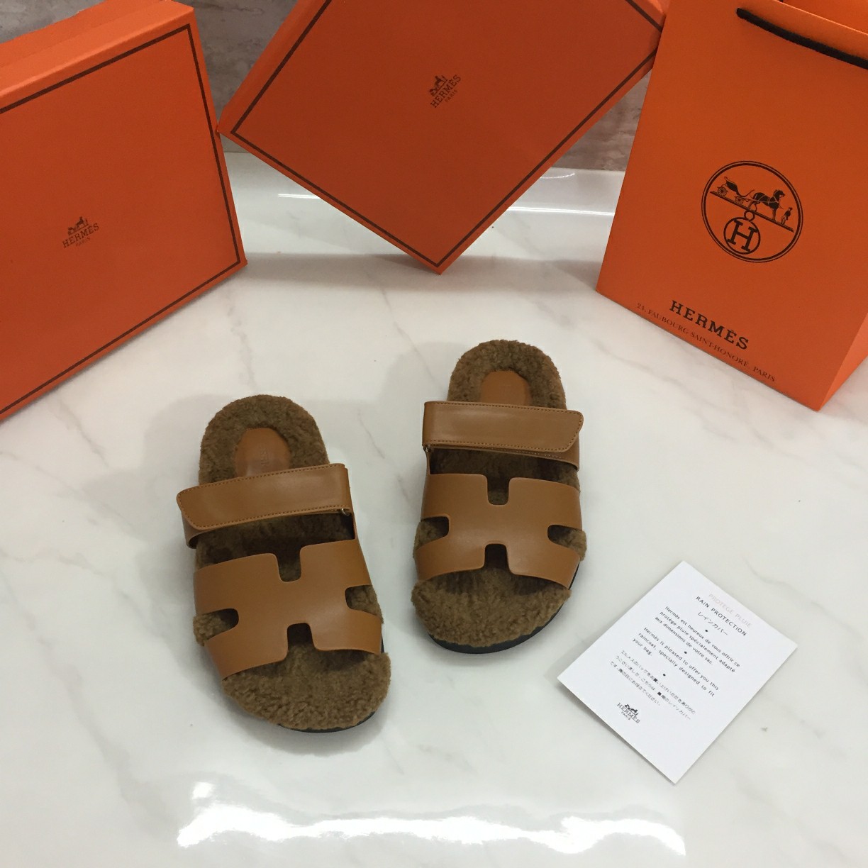 H style new winter wool slippers-Luxeon