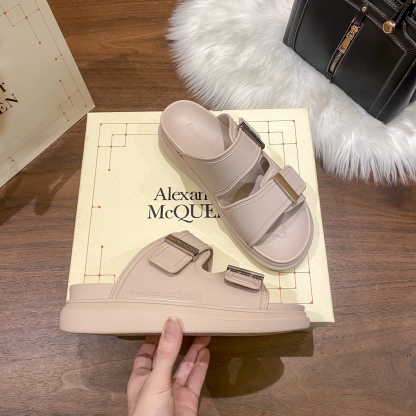 Mcqueen women thick sole sandals-Luxeon