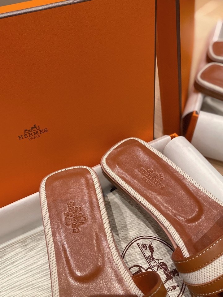 L style SLIPPERS-Luxeon