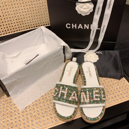 C style embroidered logo slides-Luxeon