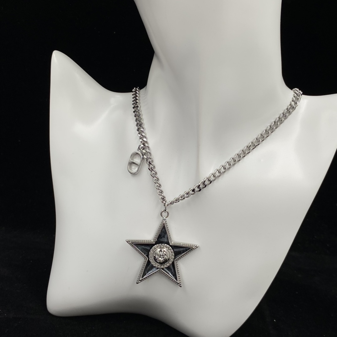 D style Fashion Quagram Star Necklace-Luxeon