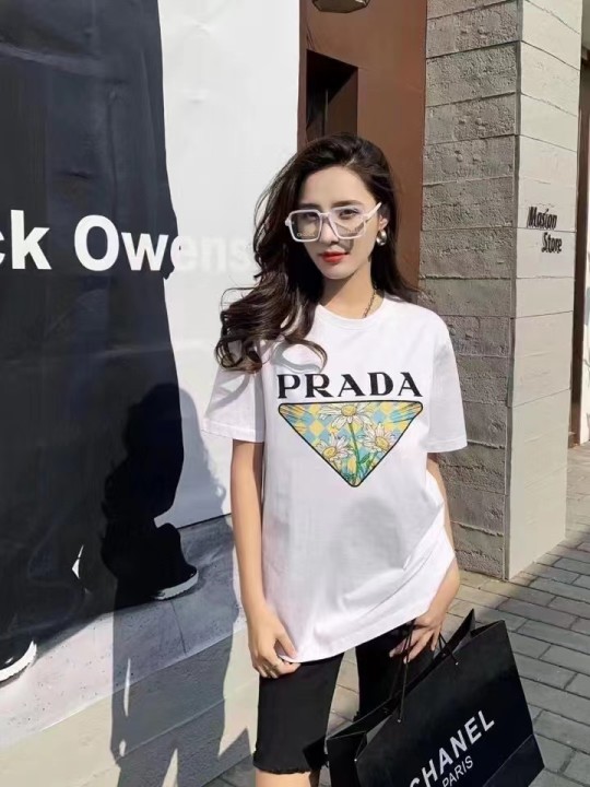 P style floral LOGO printed loose short sleeve T-shirt-Luxeon