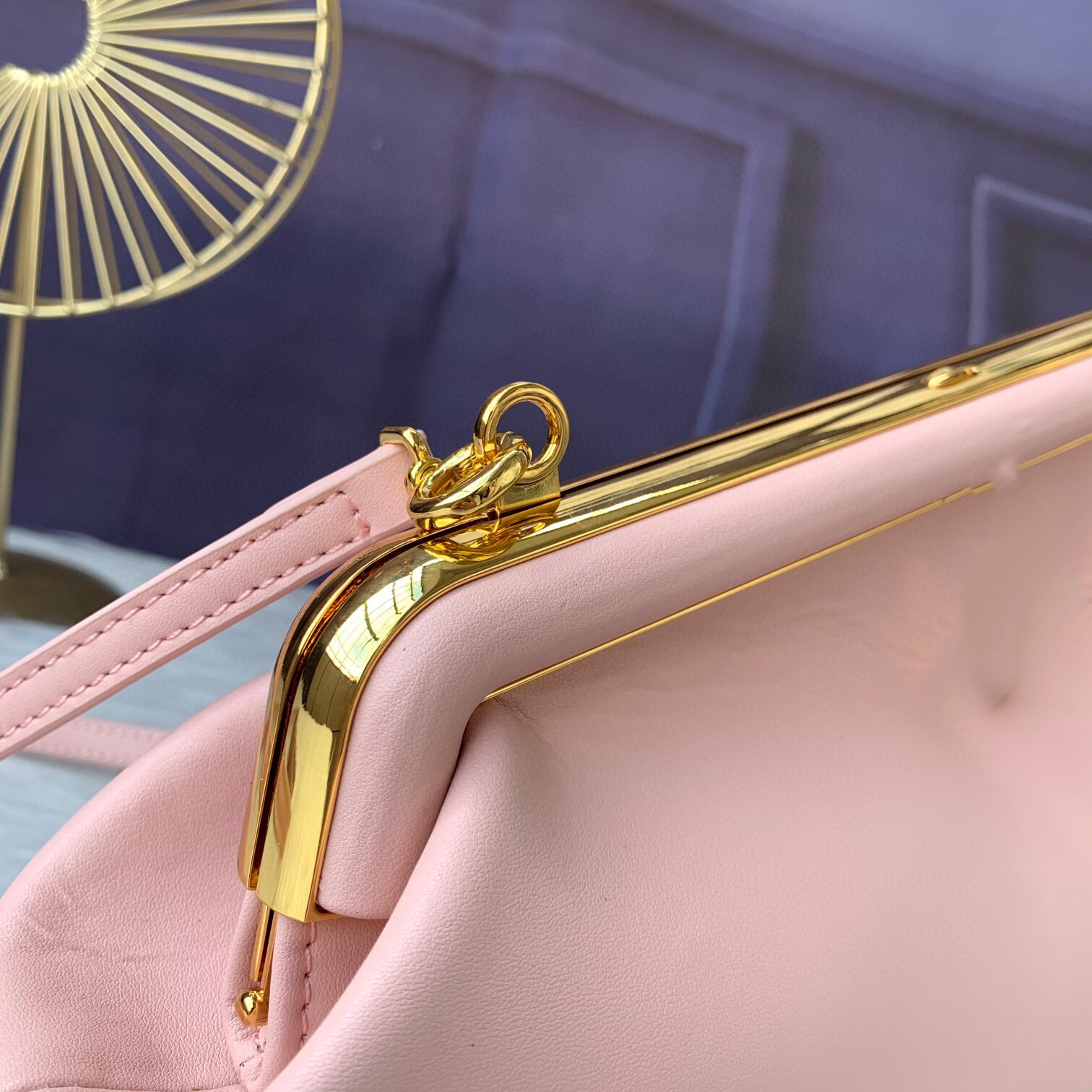 F style Cloud Crossbody Bag-Luxeon