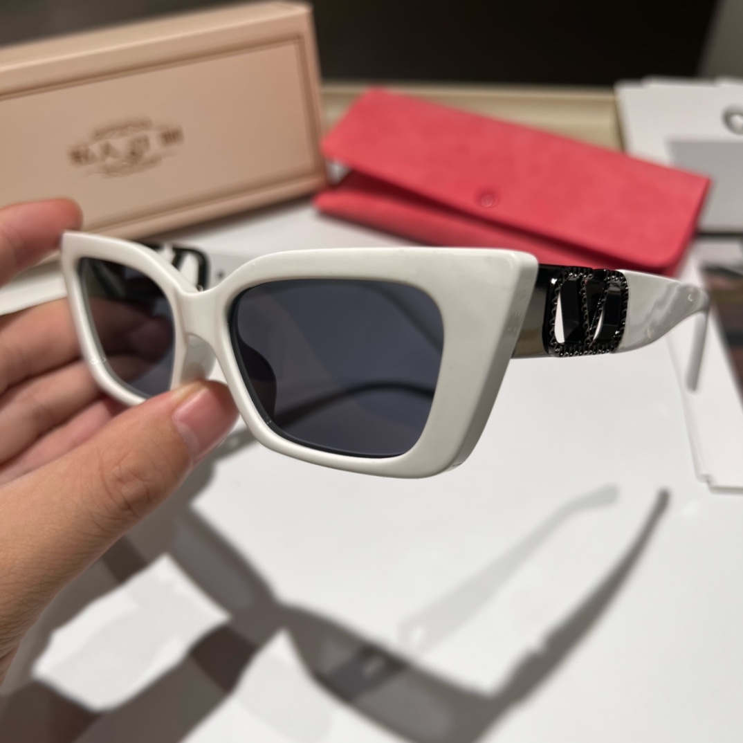 Va Fashion Sunglasses-Luxeon