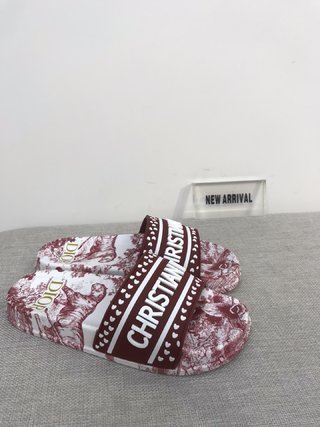 D style's New Flat Bottom Comfortable Non-slip Slippers-Luxeon