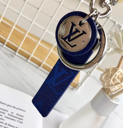 L style bag decoration key chain-Luxeon