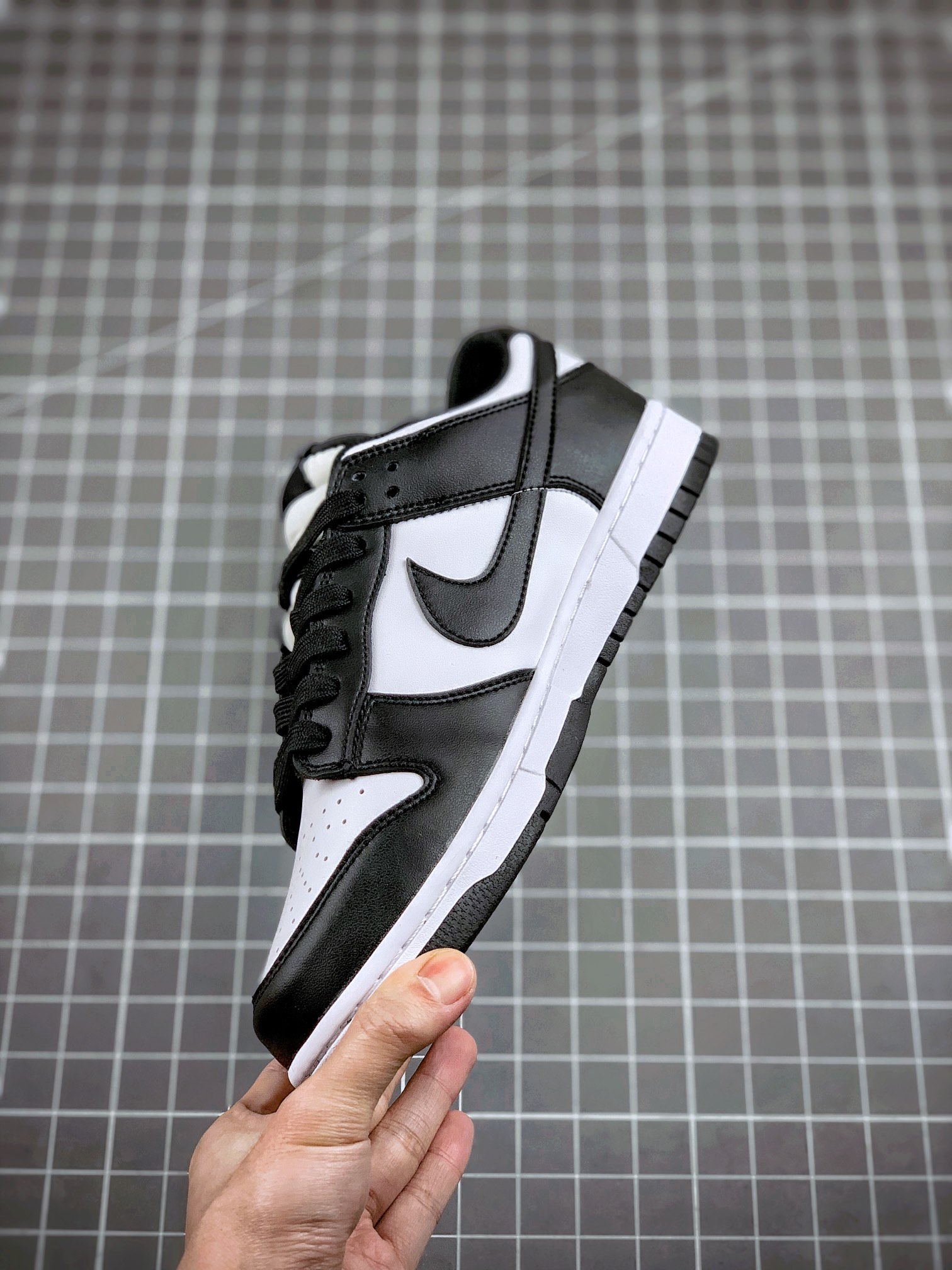 . SB Dunk Low "UNLV" sneakers-Luxeon