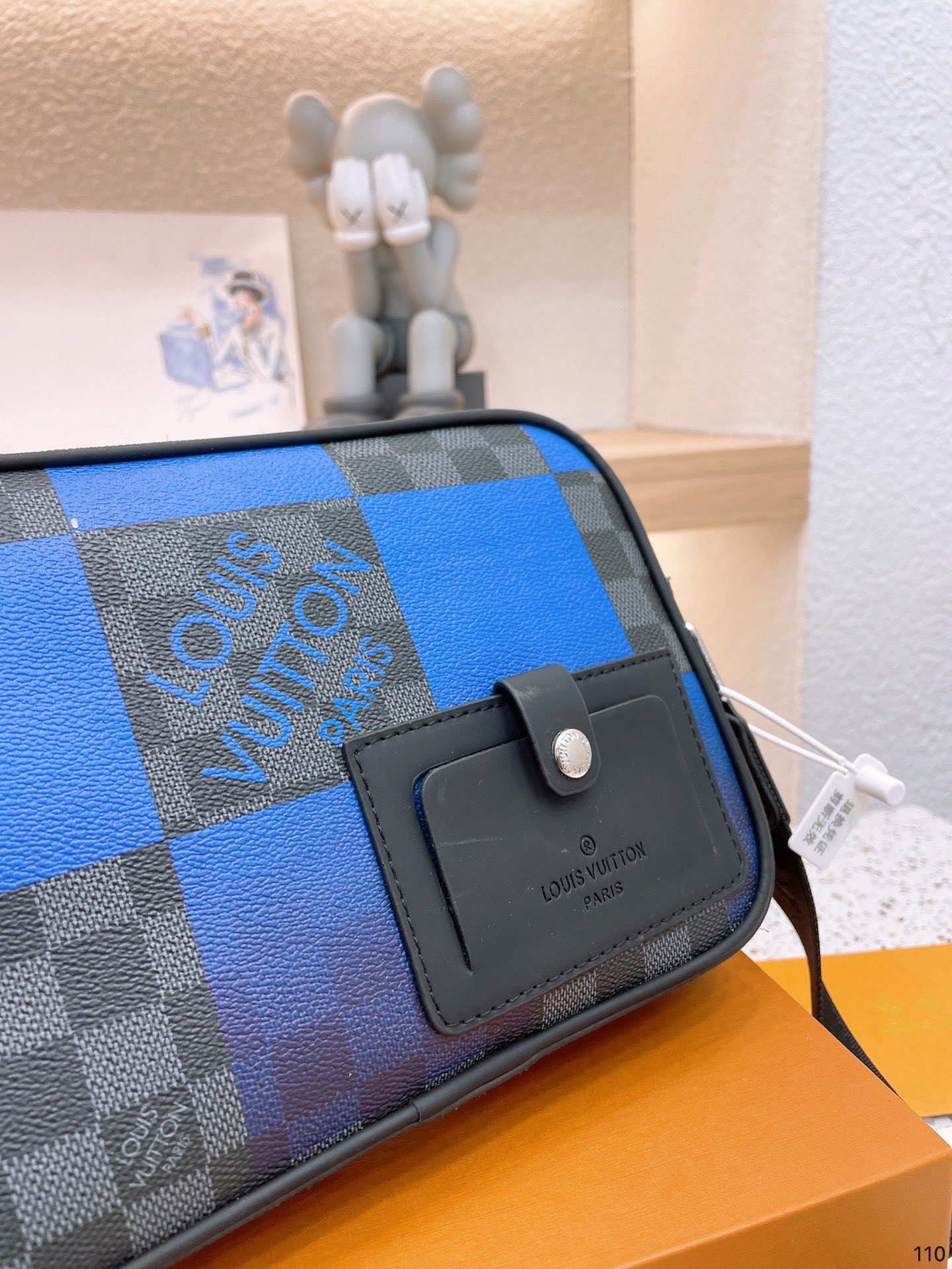 L style . handbags unisex-Luxeon