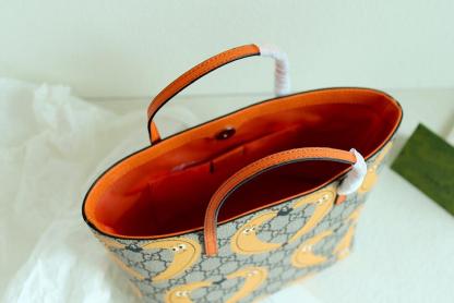 G style cute handbag-Luxeon