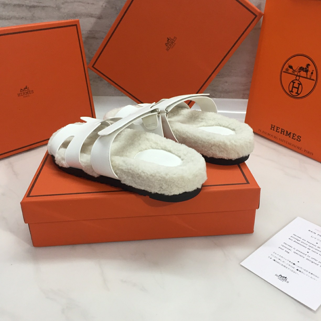 H style new winter wool slippers-Luxeon