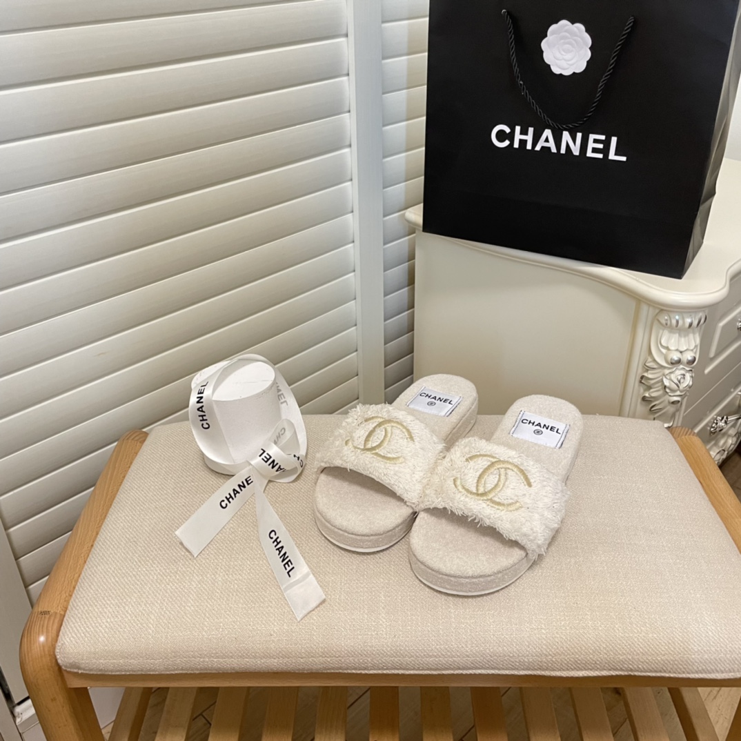 C style double-C winter wool slippers-Luxeon