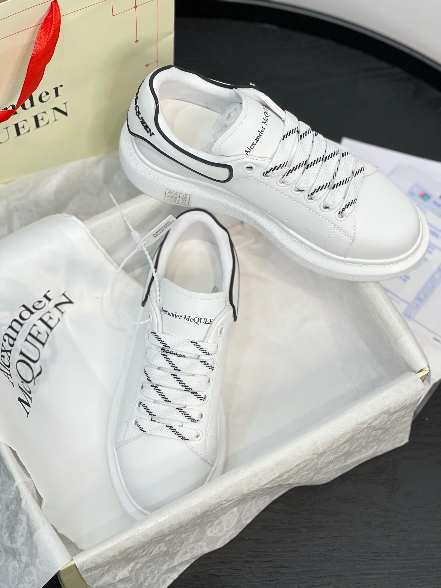 Alexander Mc QUEEN  women sneakers casual shoes-Luxeon