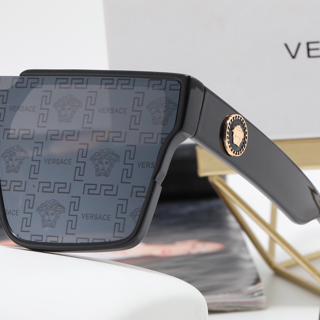 Vers Women's Vintage Sunglasses-Luxeon