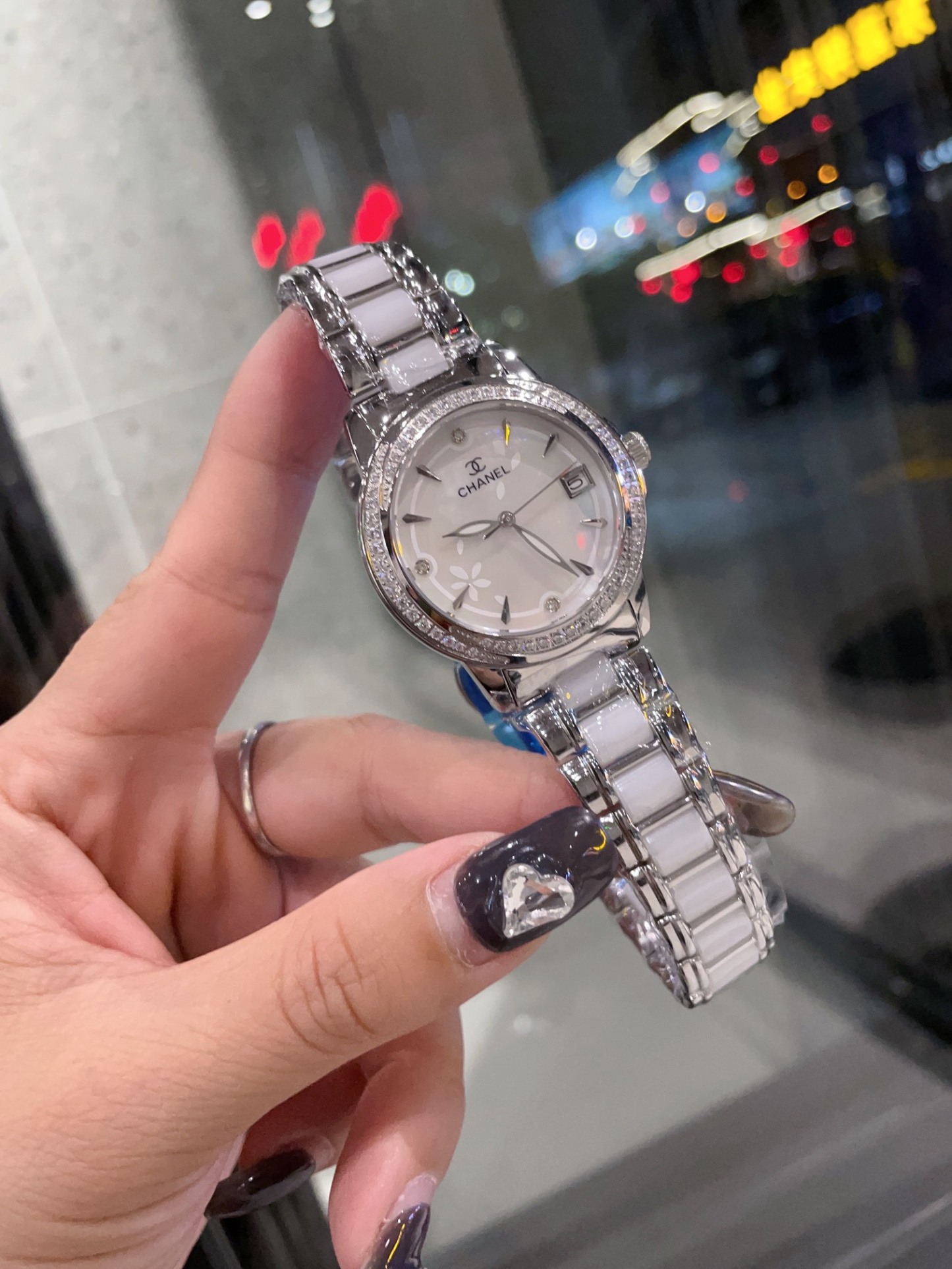 C style Delicate Women Watch Ceramic Strap Quartz Movement-Luxeon