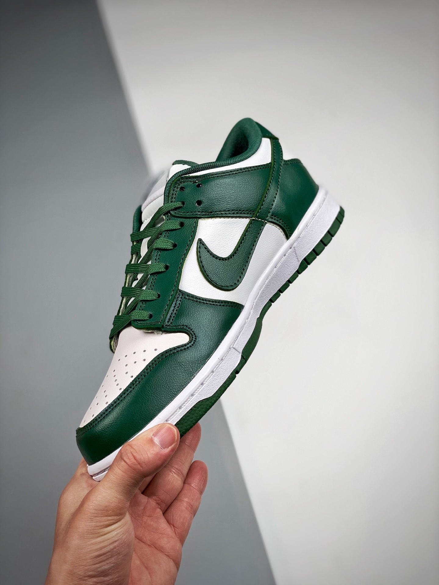 . SB Dunk Low "UNLV" sneakers-Luxeon