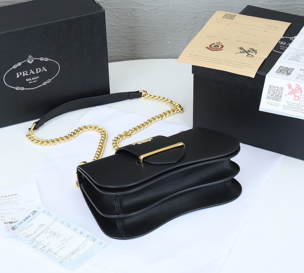 P style shoulder bag-Luxeon